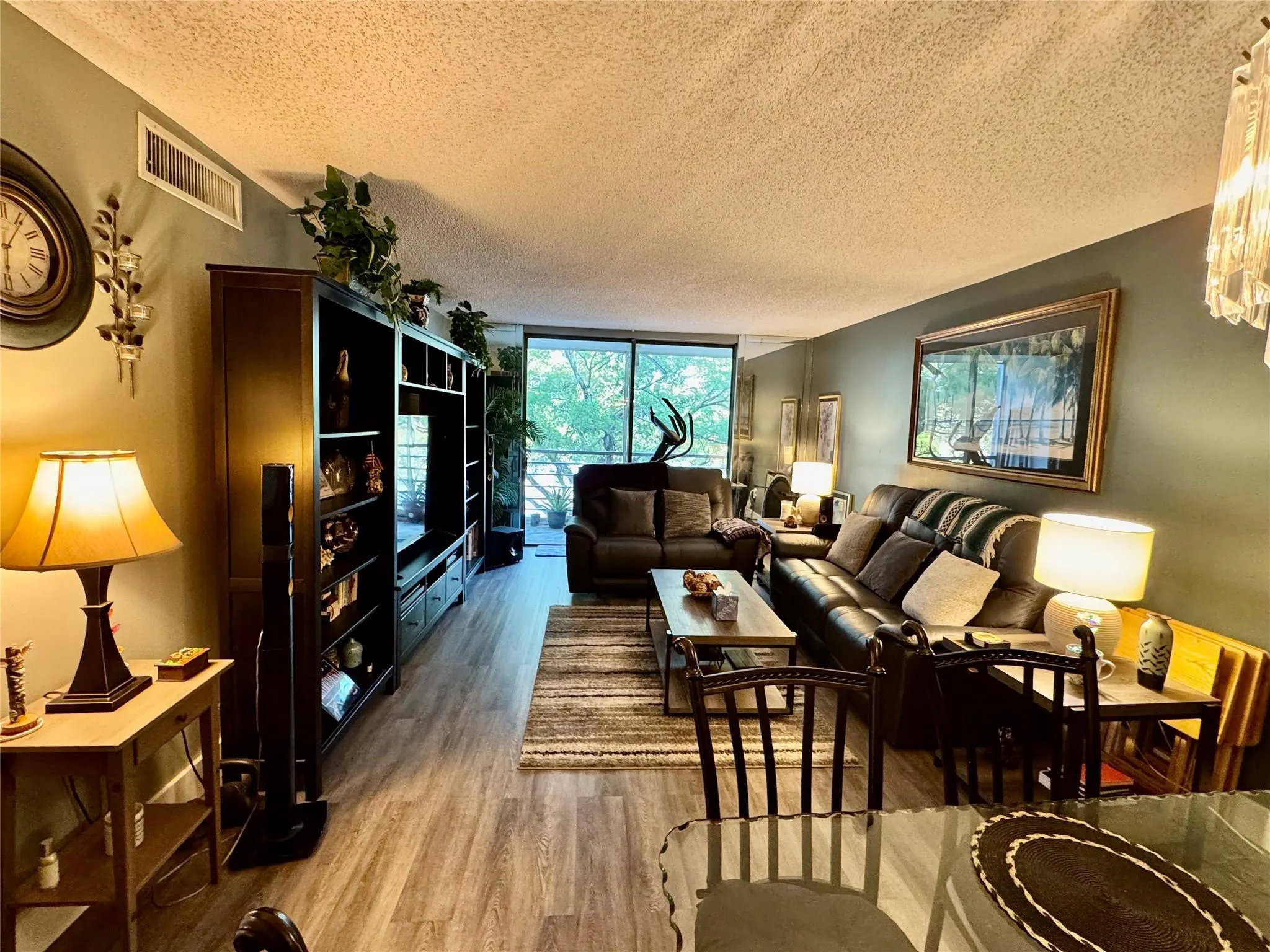 1800 N Lauderdale Ave, #1307