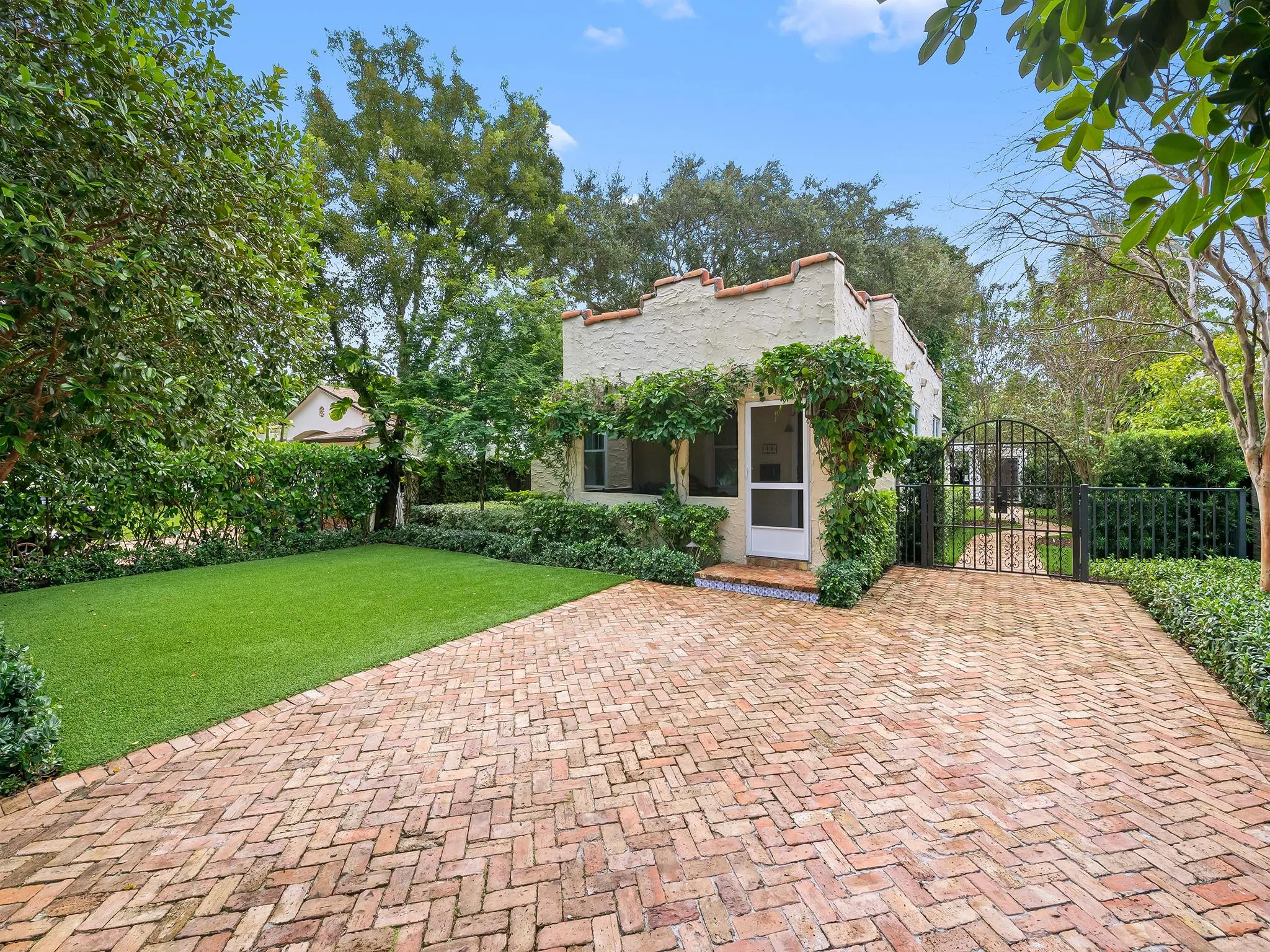 720 SE 7th Street