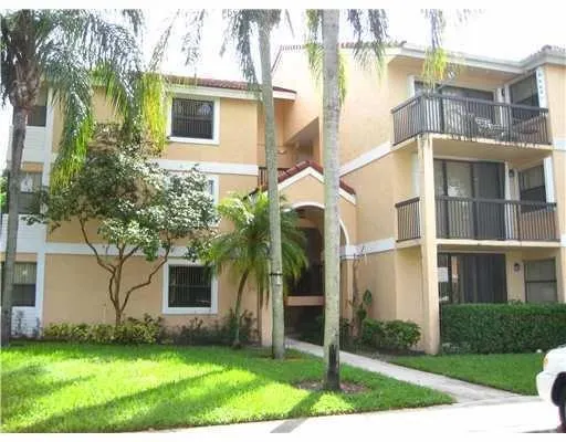 5661 Riverside Dr, #202