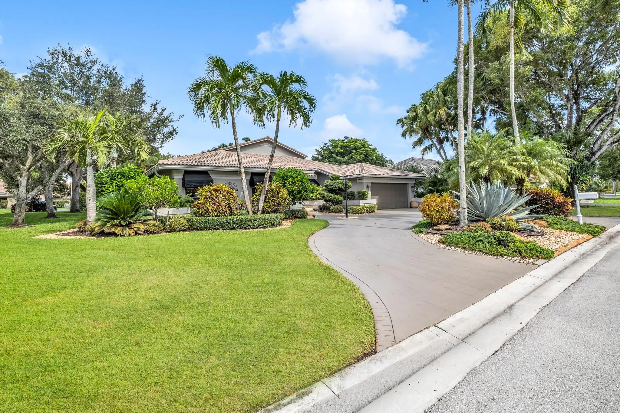 9099 NW 47th Ct