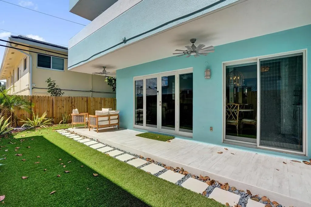 4549 N Ocean Dr, #1