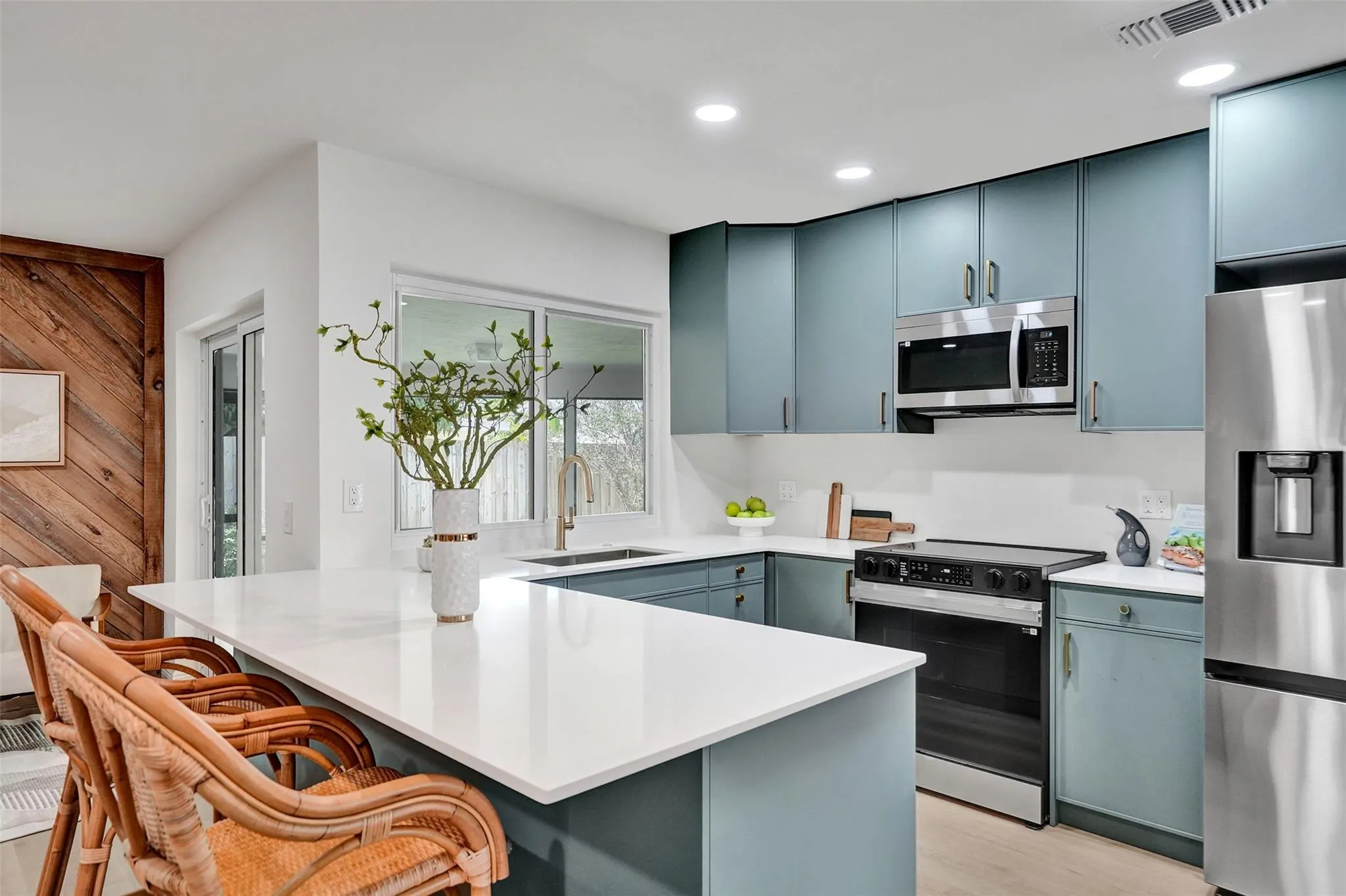 632 Ibis Dr
