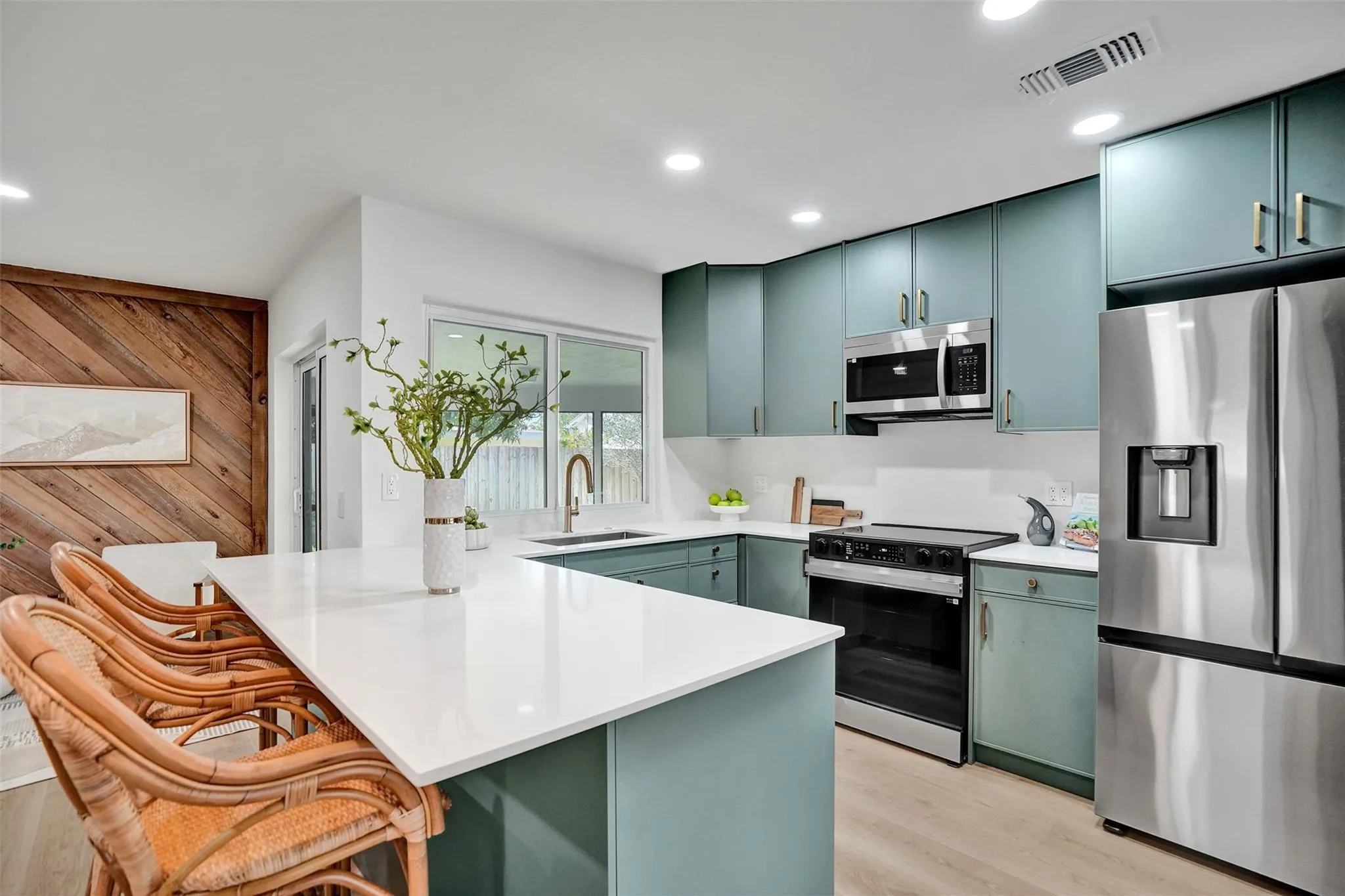 632 Ibis Dr