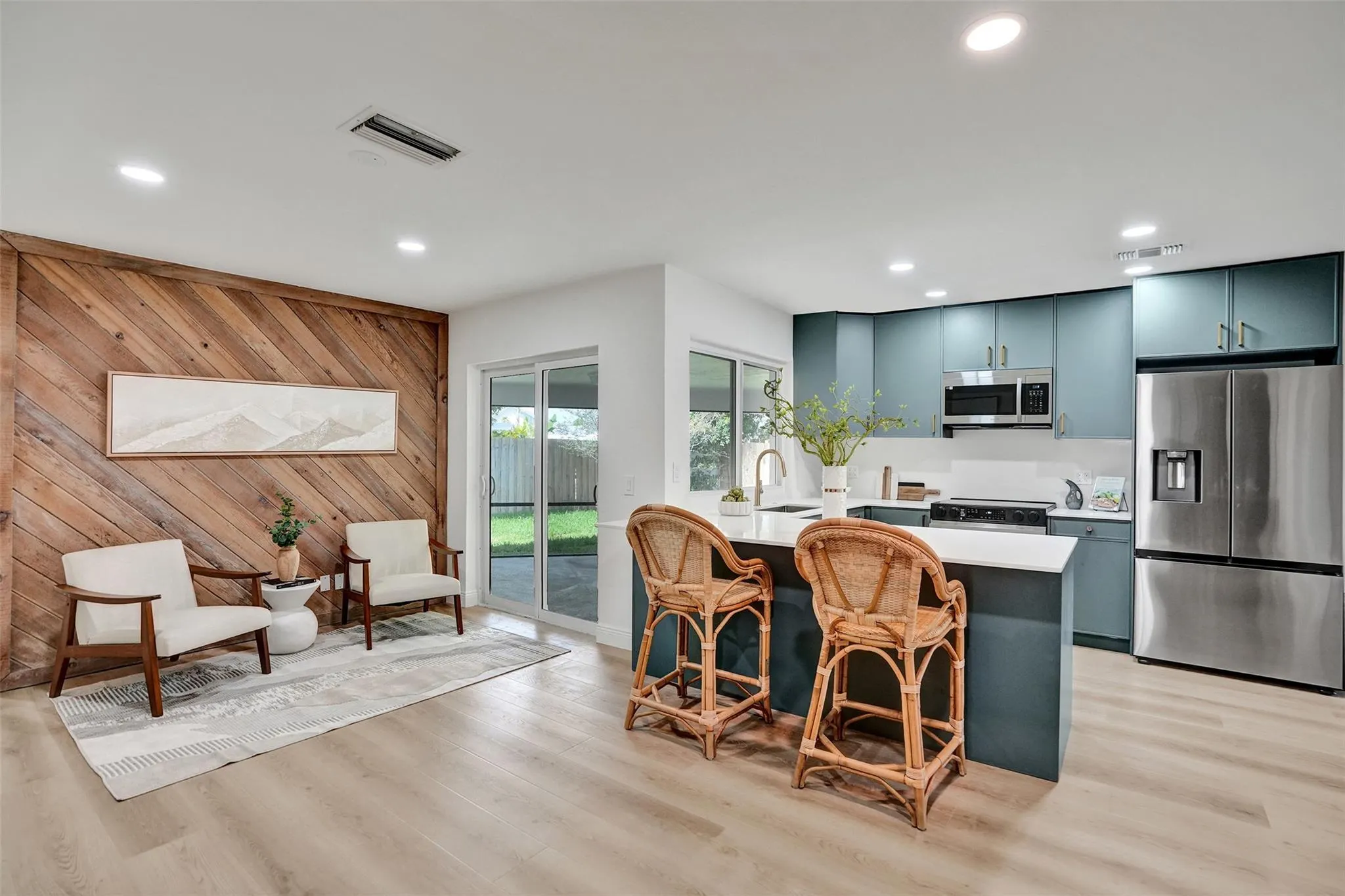 632 Ibis Dr