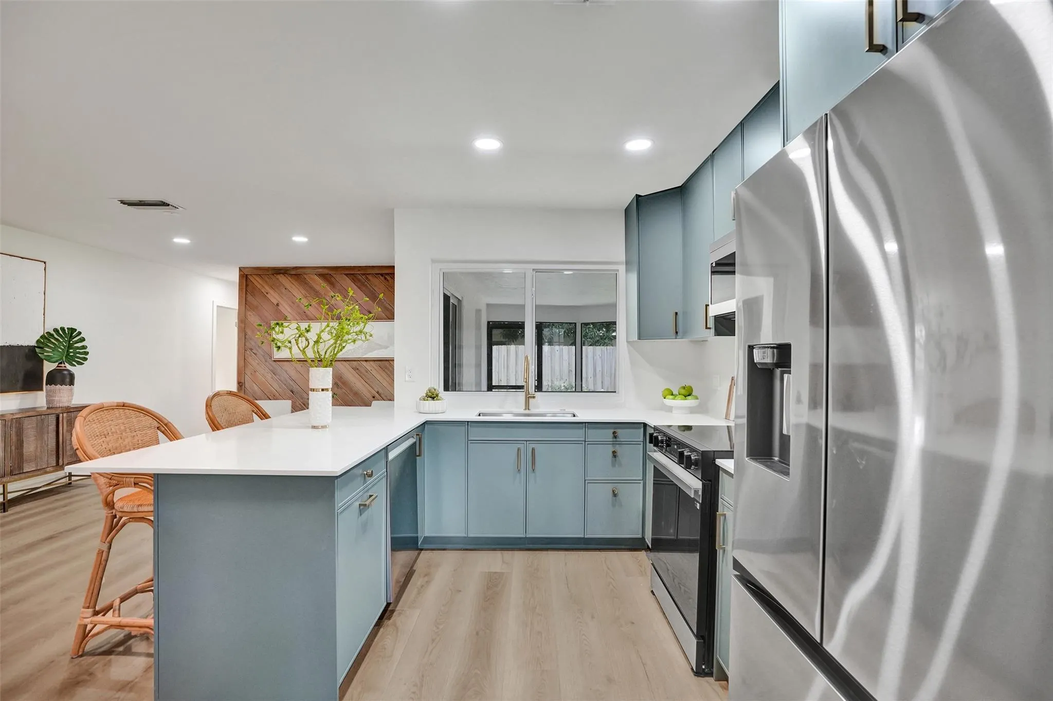 632 Ibis Dr