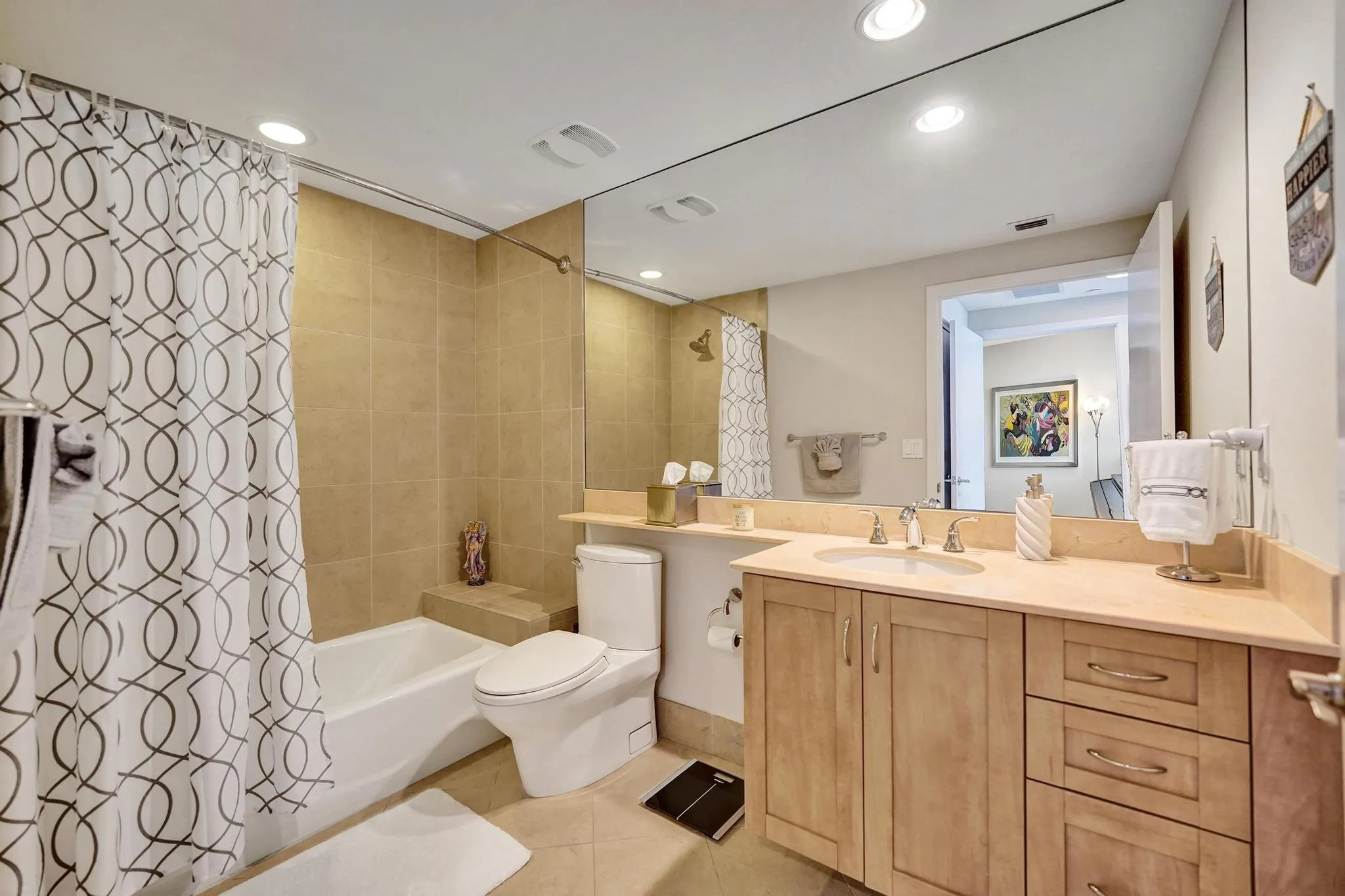 2831 N Ocean Blvd, #303N