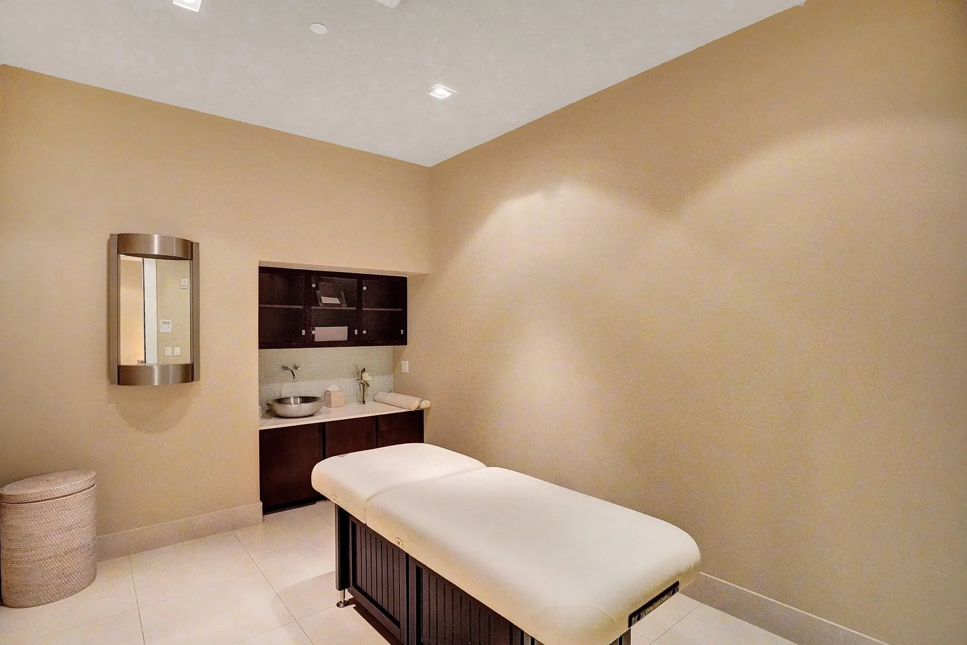 2831 N Ocean Blvd, #303N
