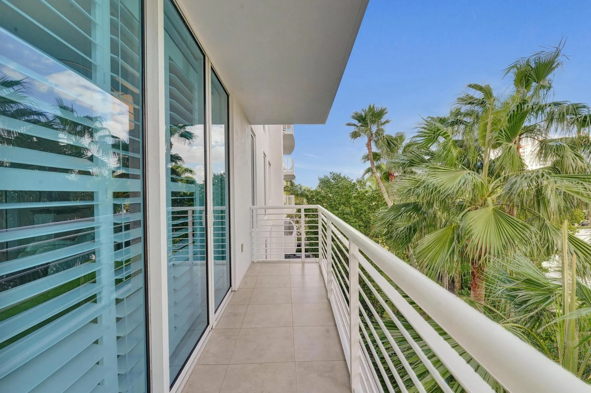 2831 N Ocean Blvd, #303N