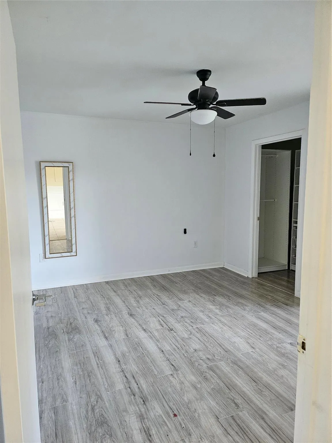 4831 Via Palm Lks, #1202