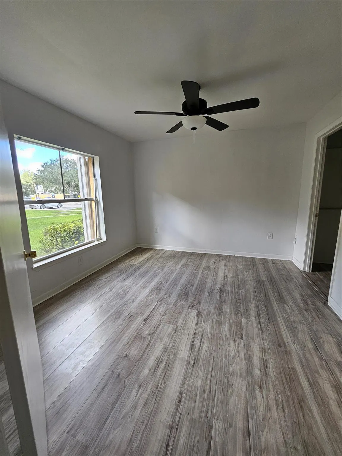 4831 Via Palm Lks, #1202