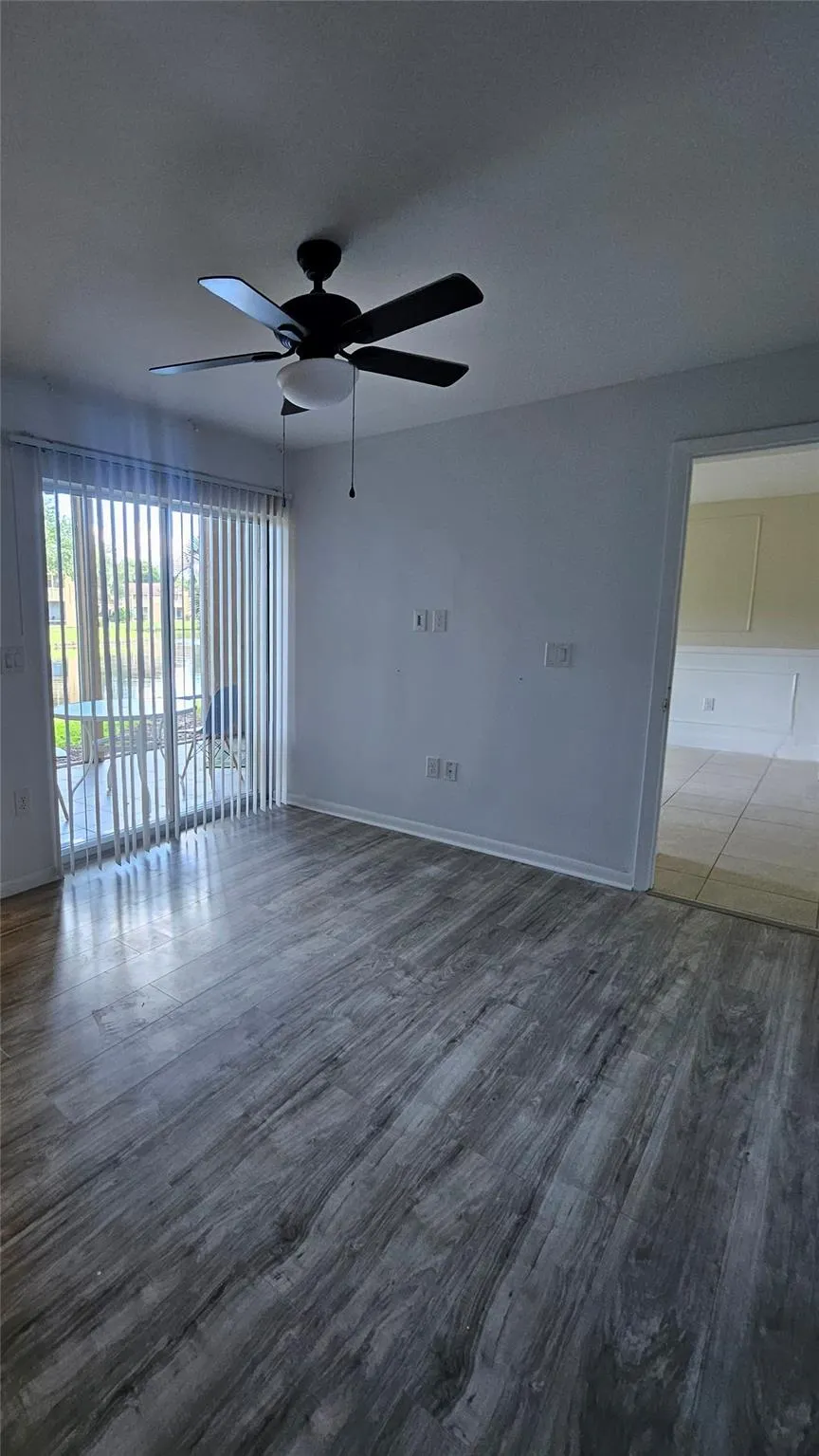4831 Via Palm Lks, #1202