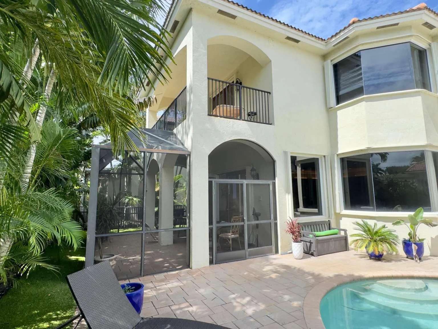 8816 Club Estates Way