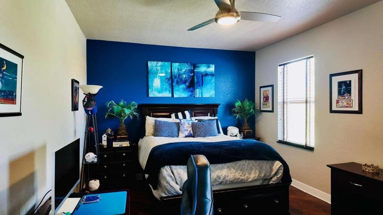 8816 Club Estates Way