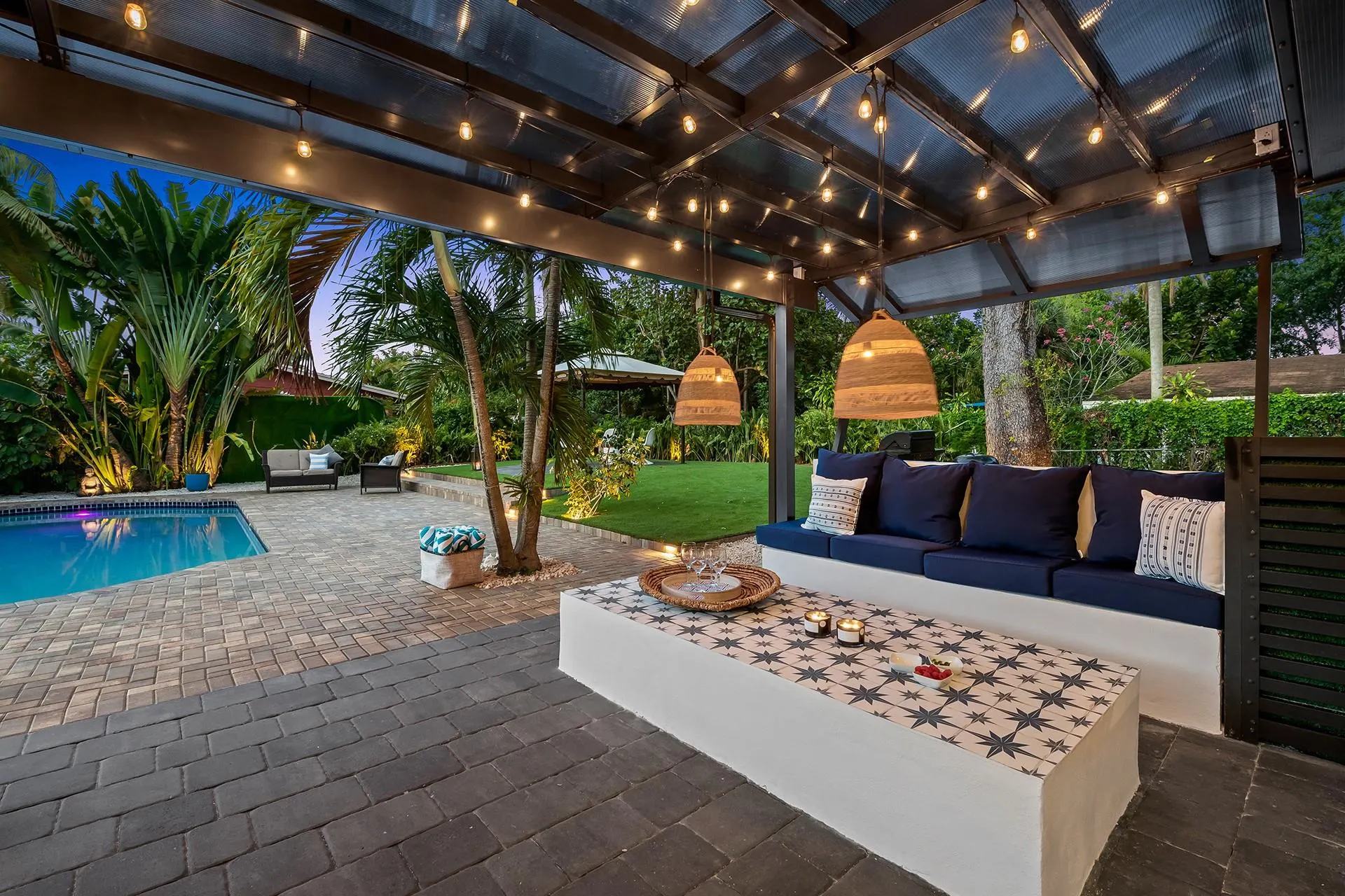 1813 SW 10th Ct