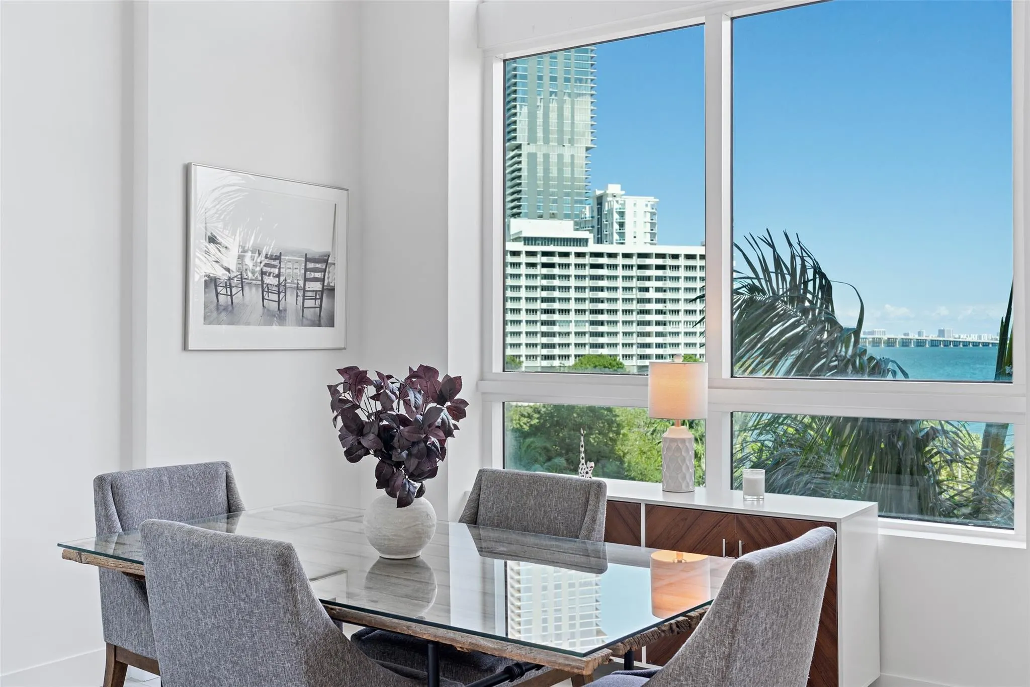 1900 N Bayshore Dr, #706