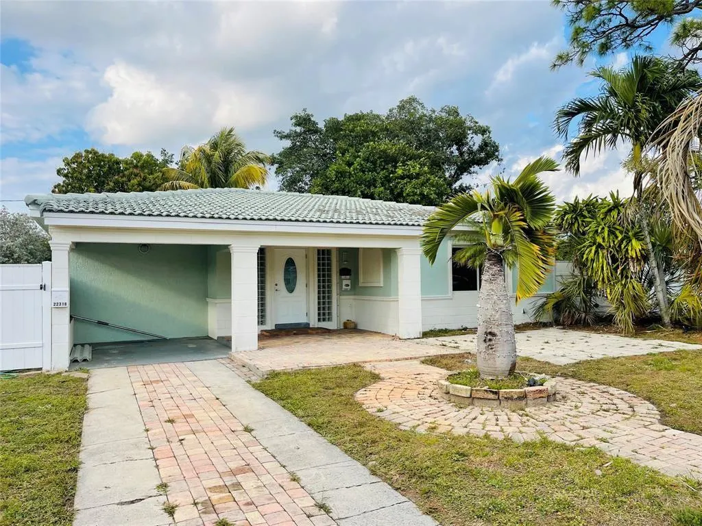 2231 SW 14th St