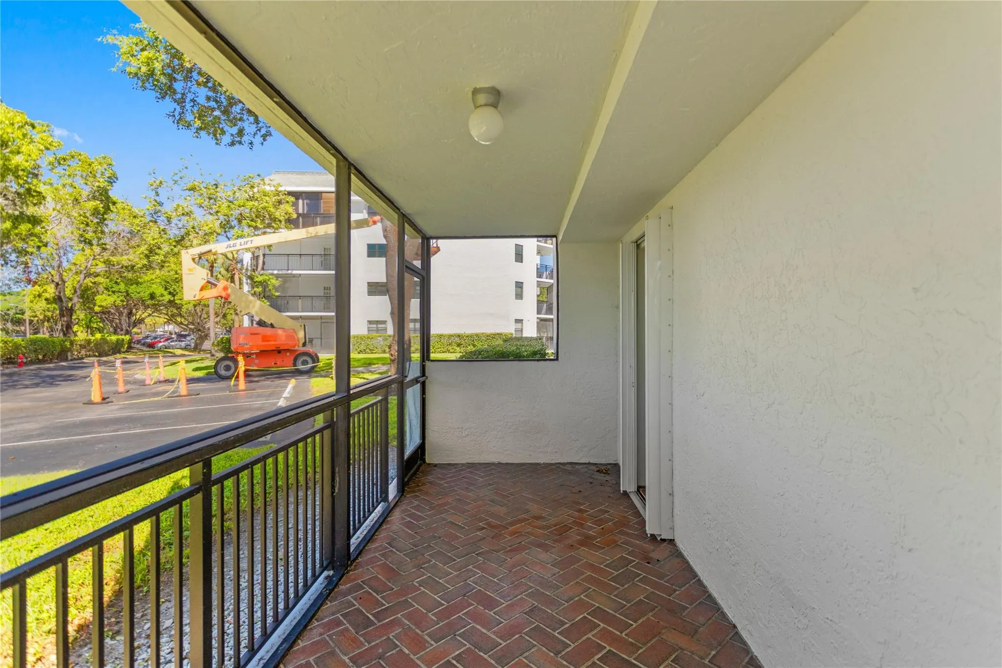 16051 Blatt Blvd, #101