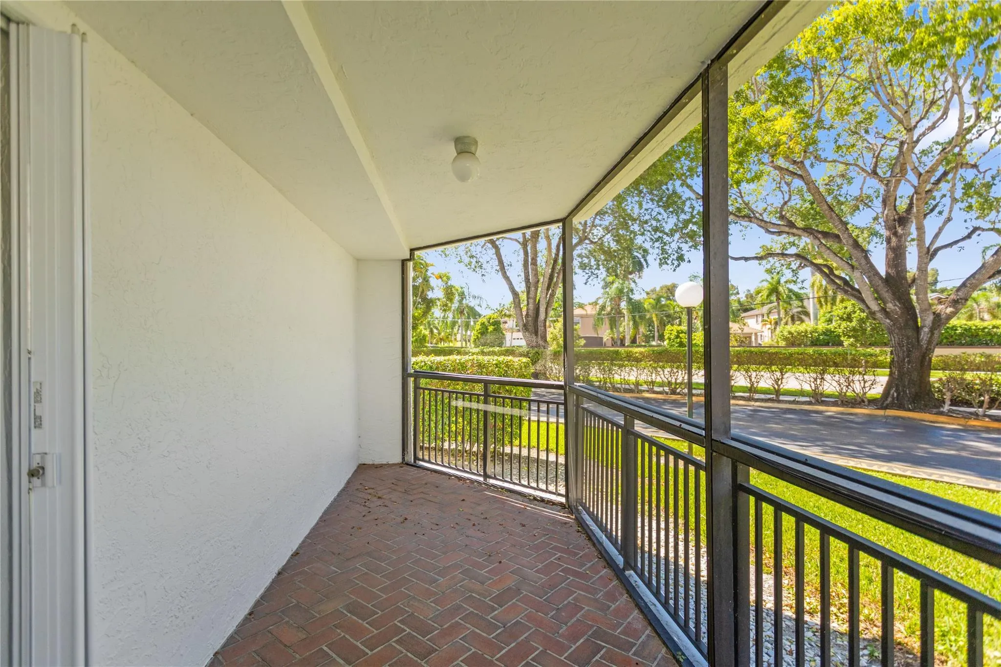 16051 Blatt Blvd, #101