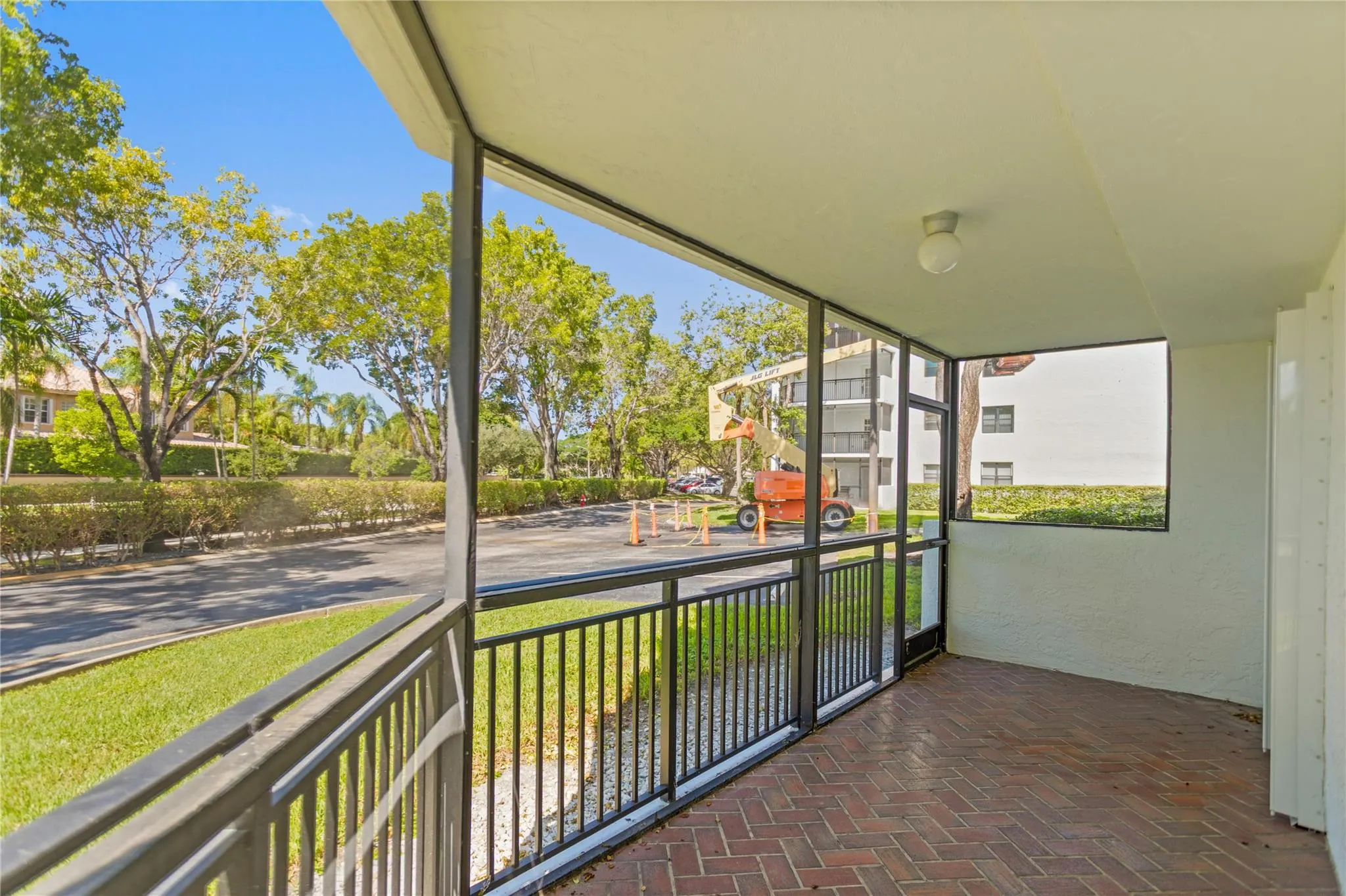 16051 Blatt Blvd, #101