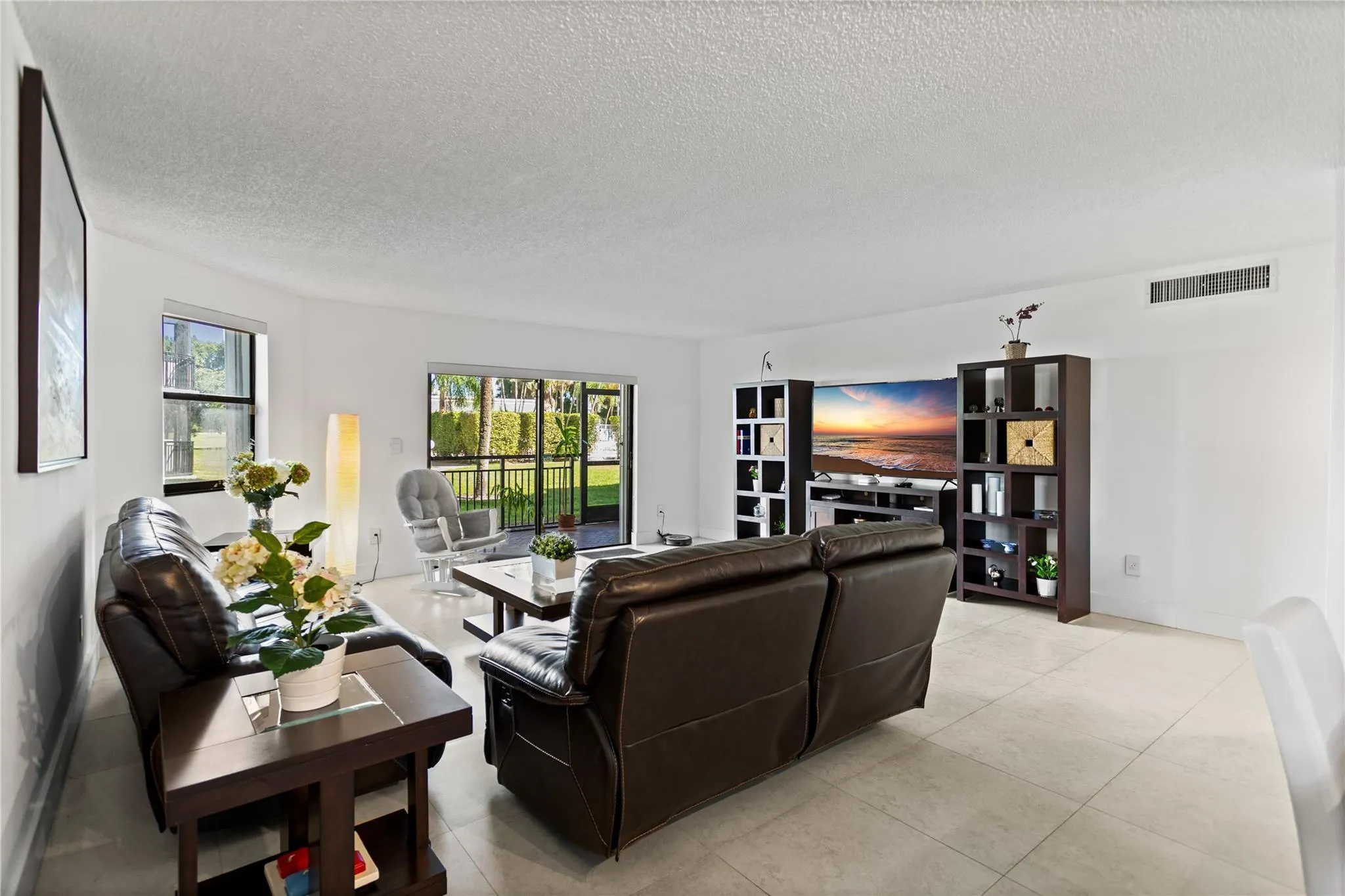 16051 Blatt Blvd, #101