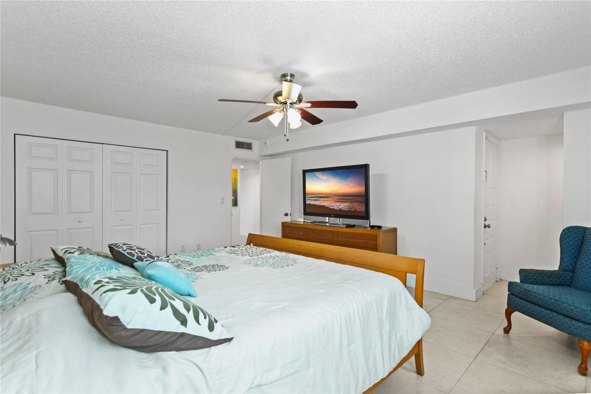 16051 Blatt Blvd, #101