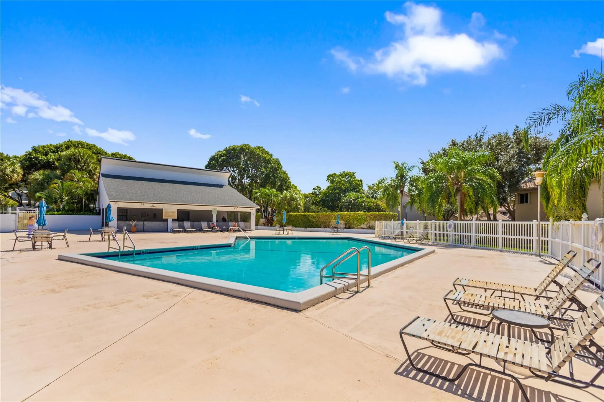 16051 Blatt Blvd, #101