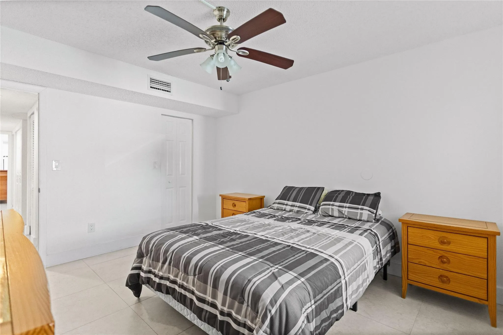 16051 Blatt Blvd, #101