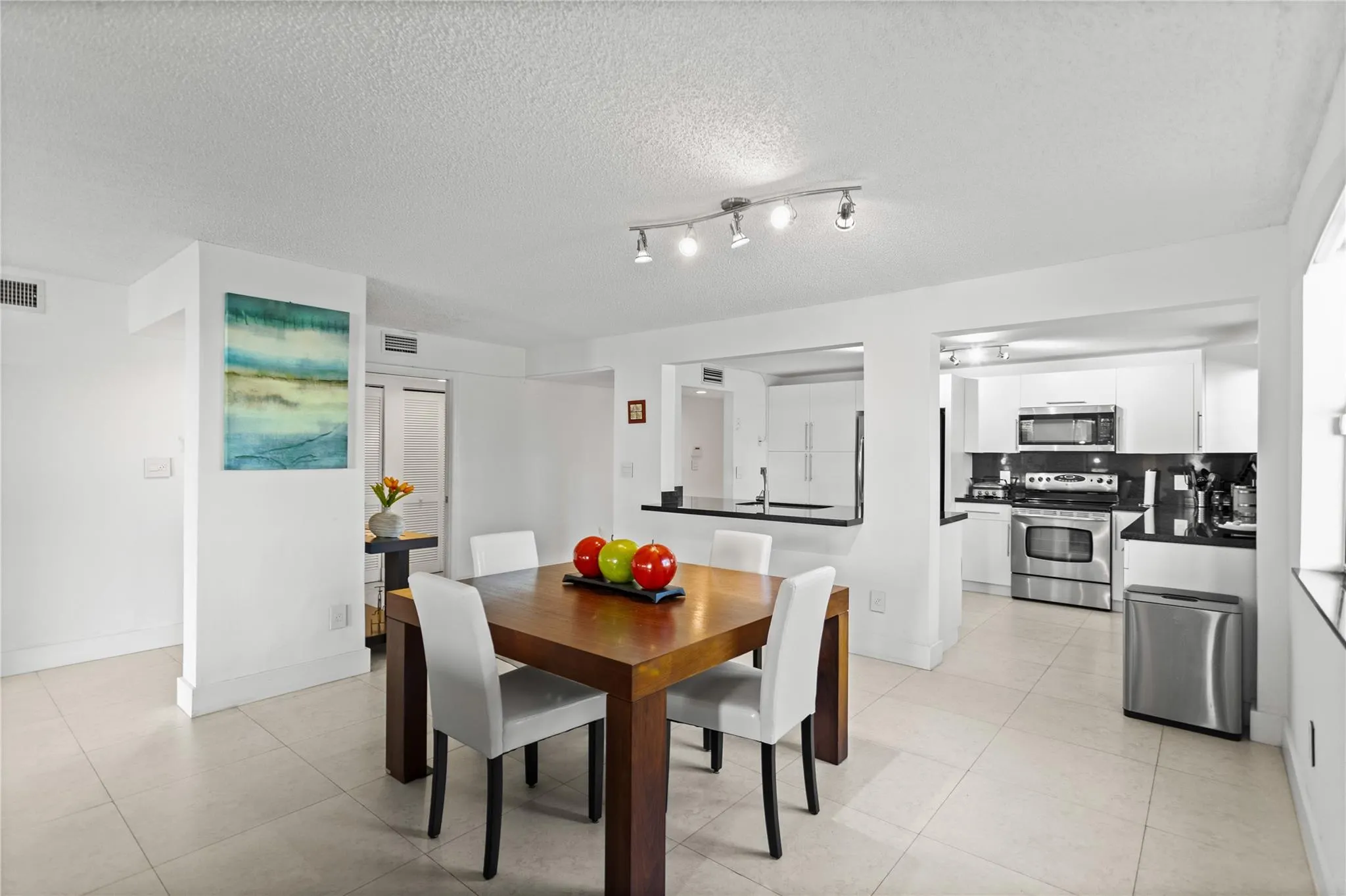 16051 Blatt Blvd, #101