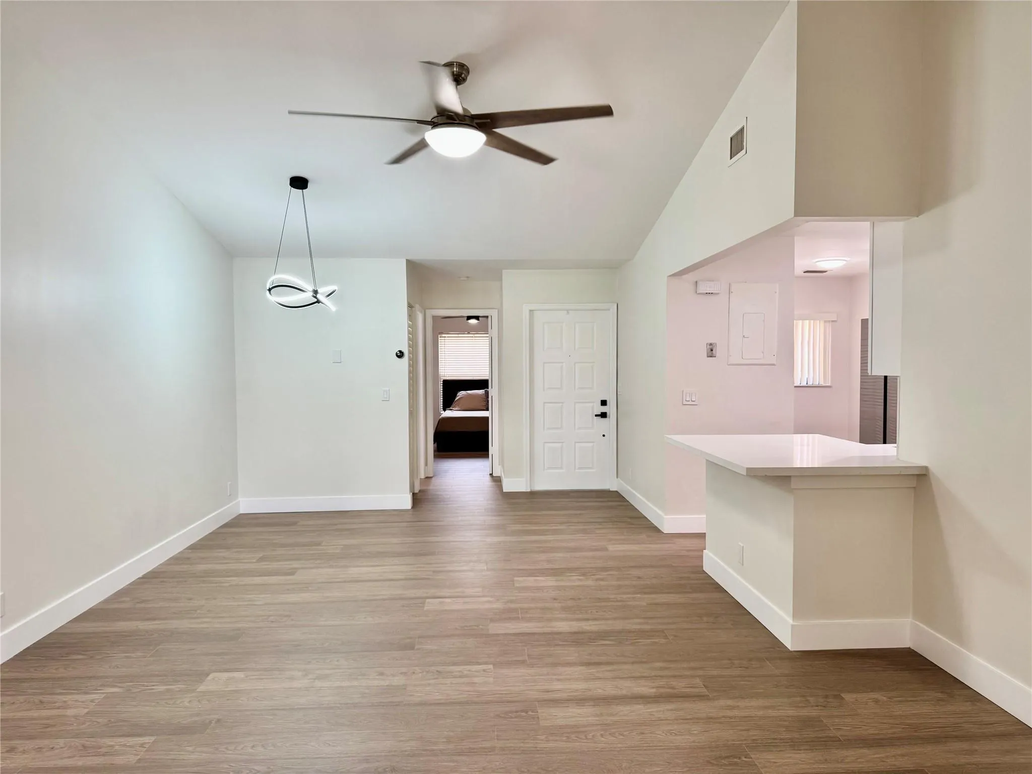 84 Centennial Ct