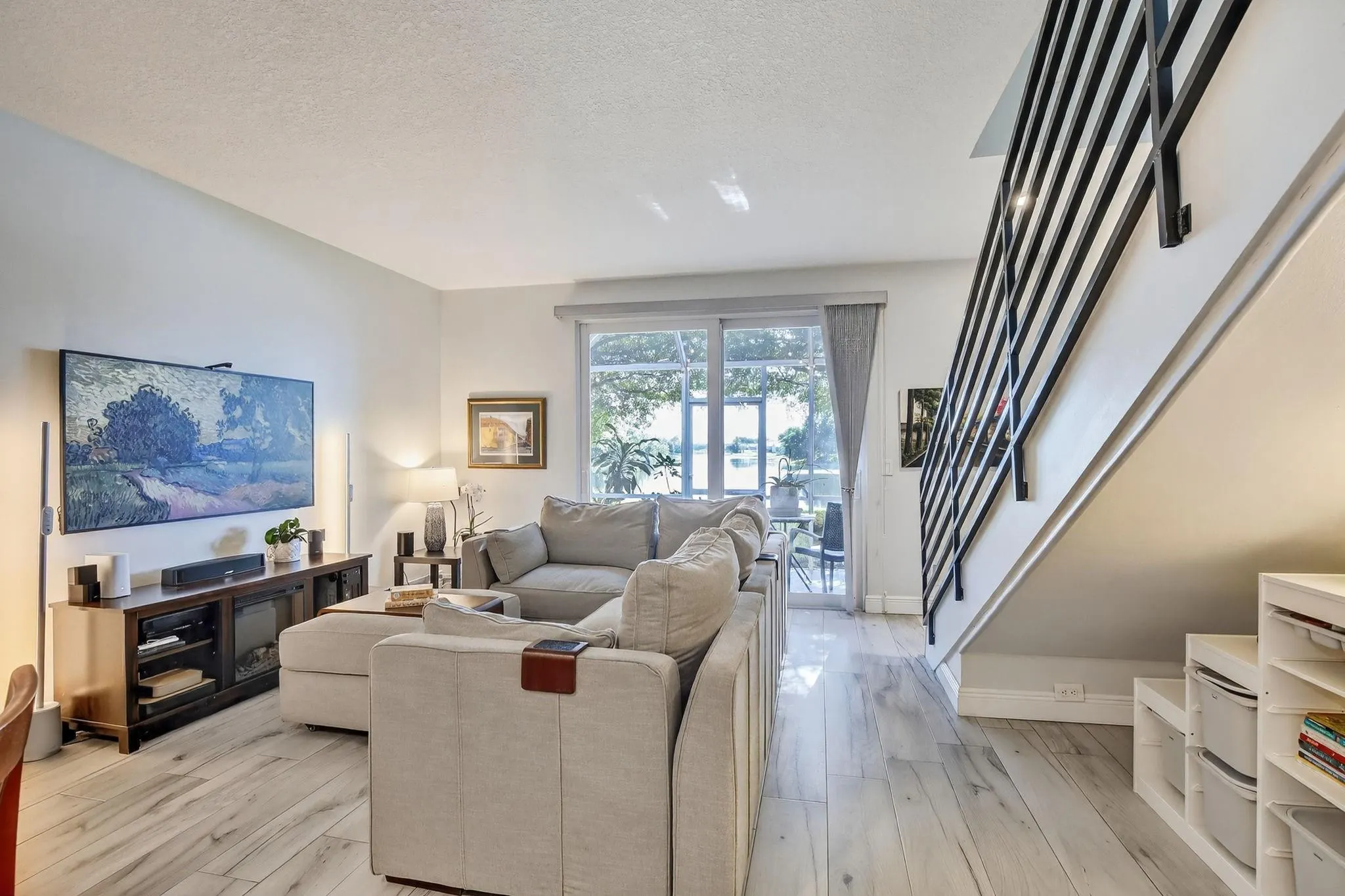 1291 Sorrento Dr, #1291