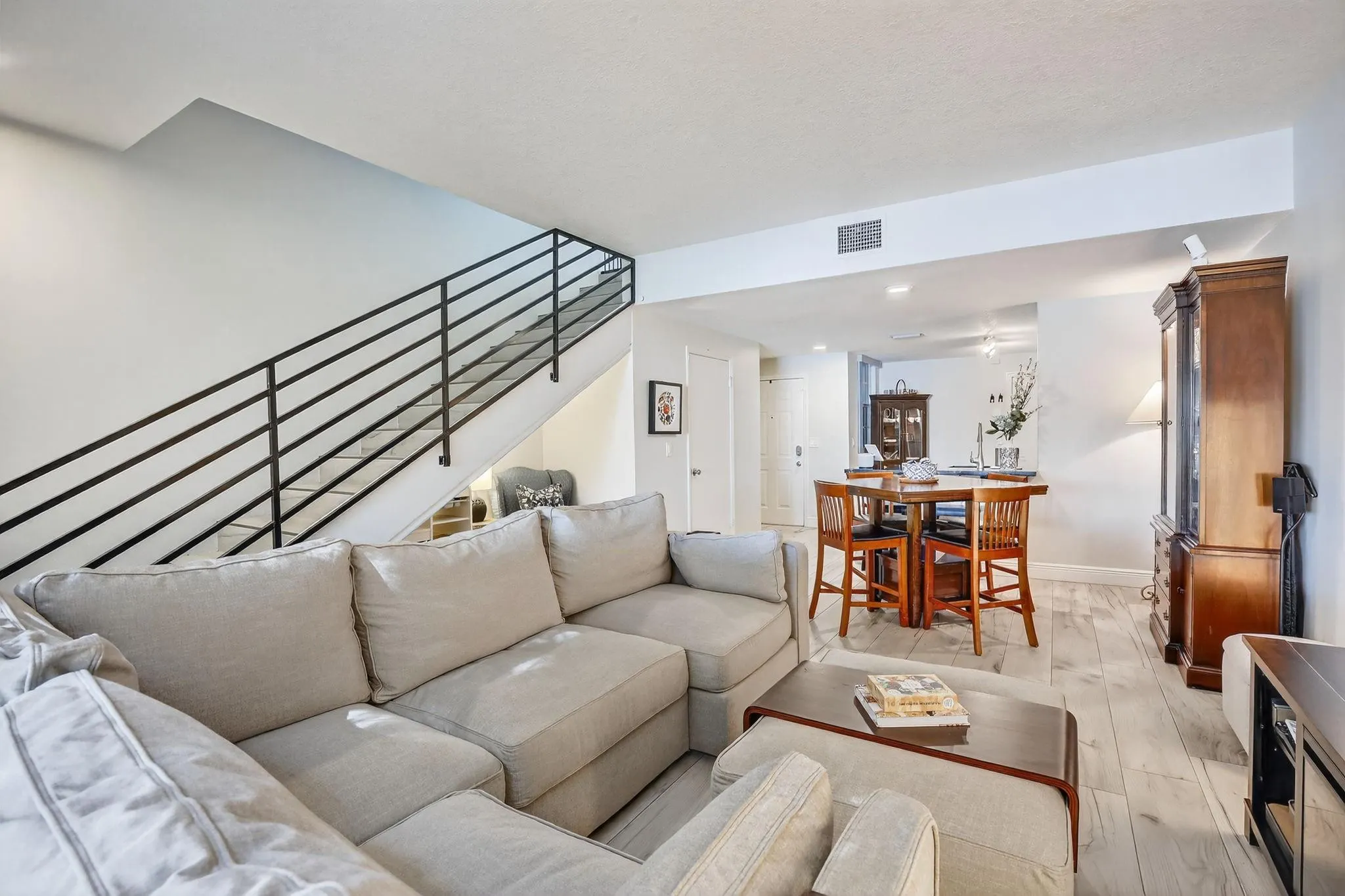 1291 Sorrento Dr, #1291