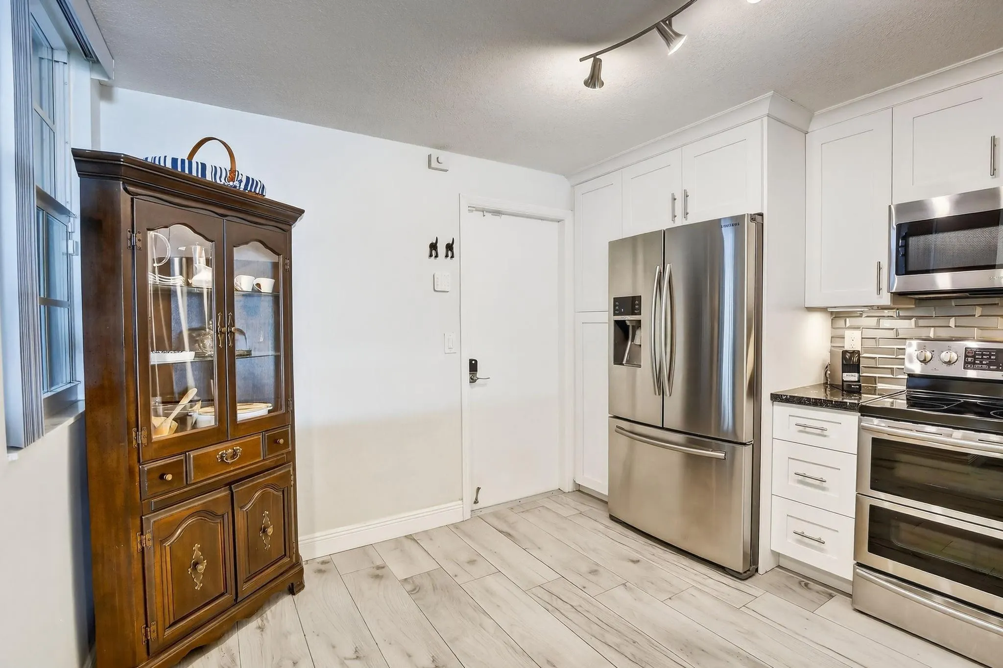 1291 Sorrento Dr, #1291