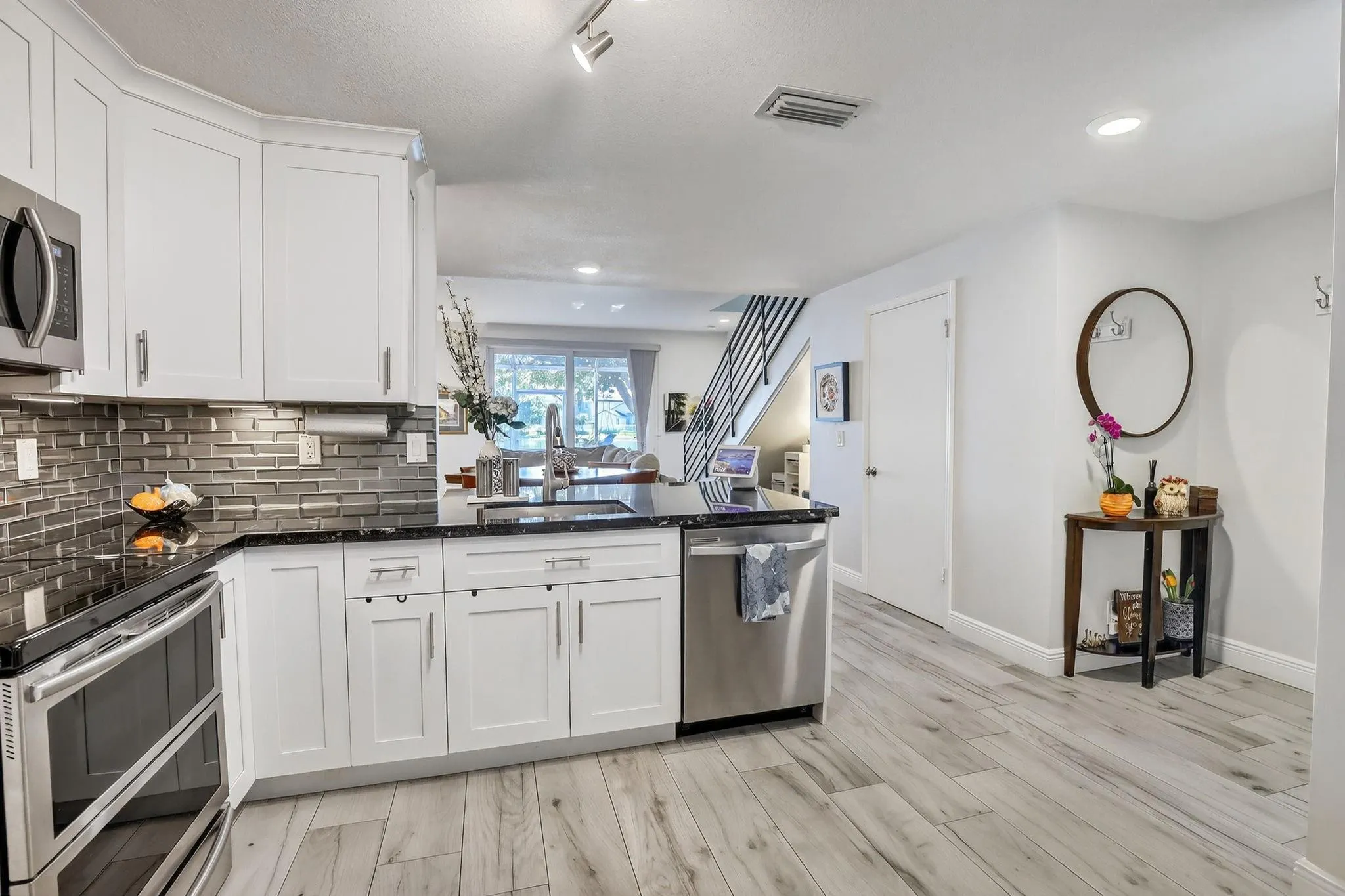 1291 Sorrento Dr, #1291