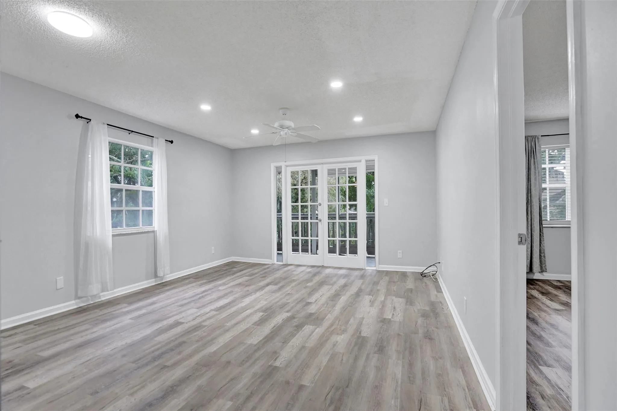 7554 Stirling Rd, #201