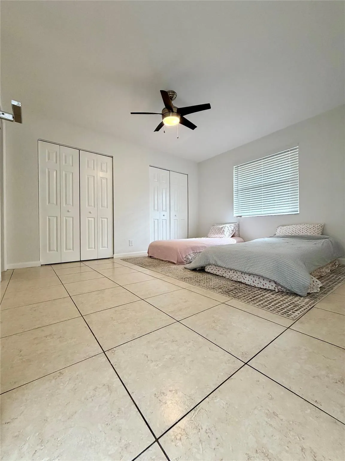 3717 NW 115 Way