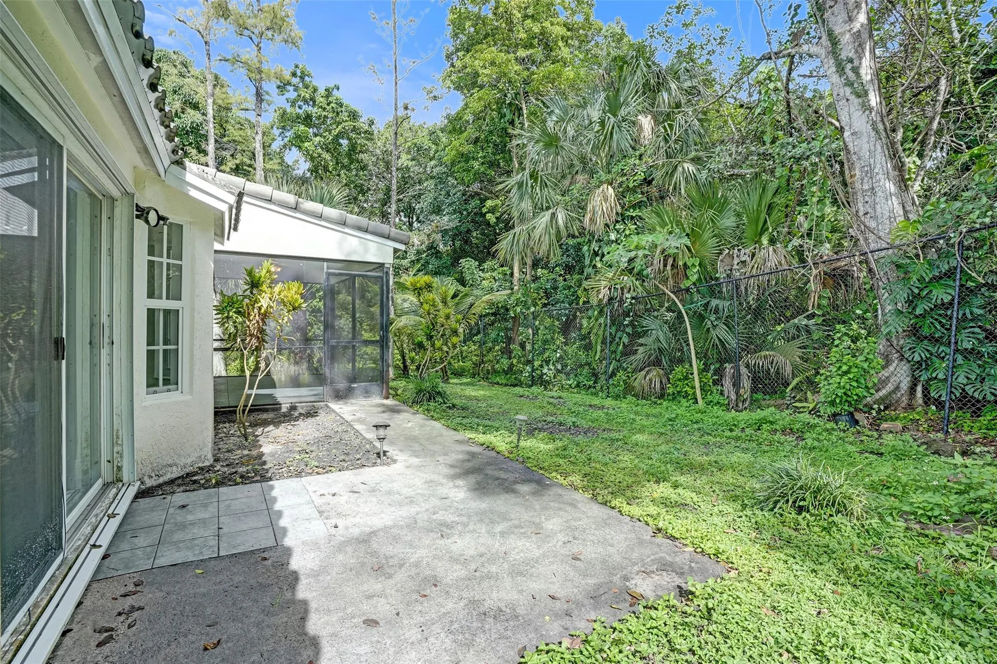 3564 Sanctuary Dr