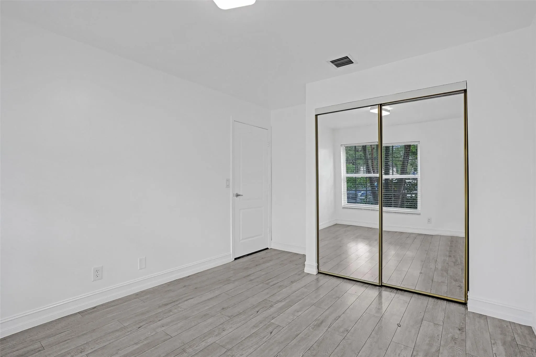 3564 Sanctuary Dr