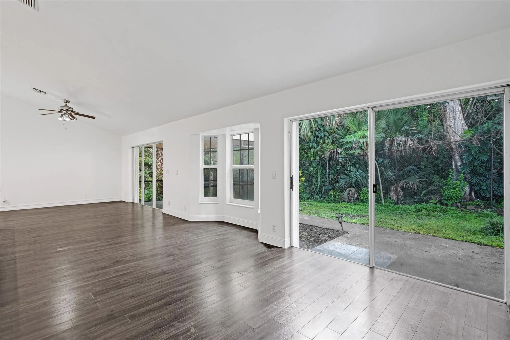 3564 Sanctuary Dr