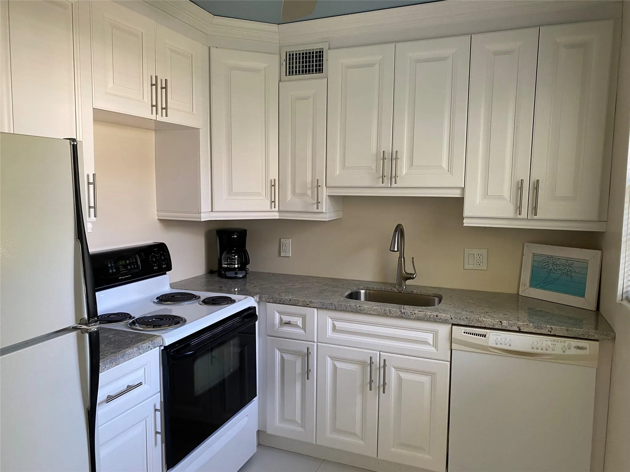 209 Ventnor M, #209