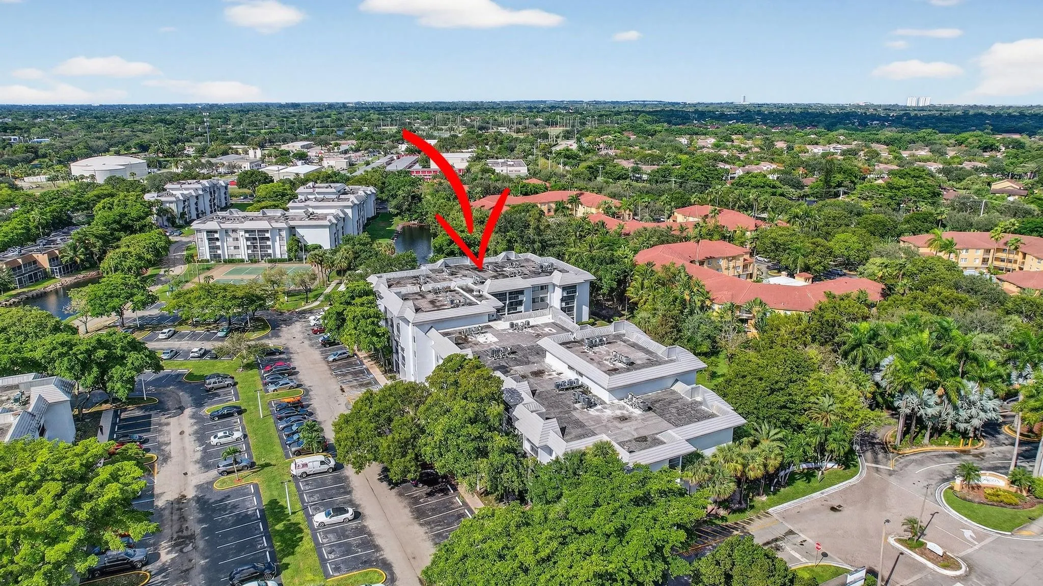 711 N Pine Island Rd, #319
