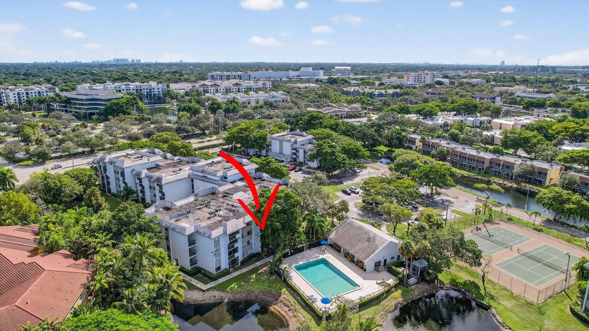 711 N Pine Island Rd, #319