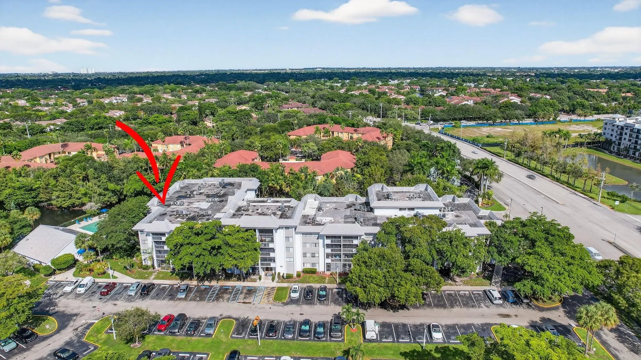 711 N Pine Island Rd, #319