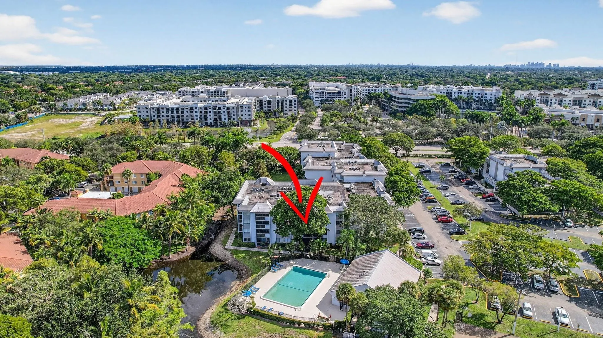 711 N Pine Island Rd, #319