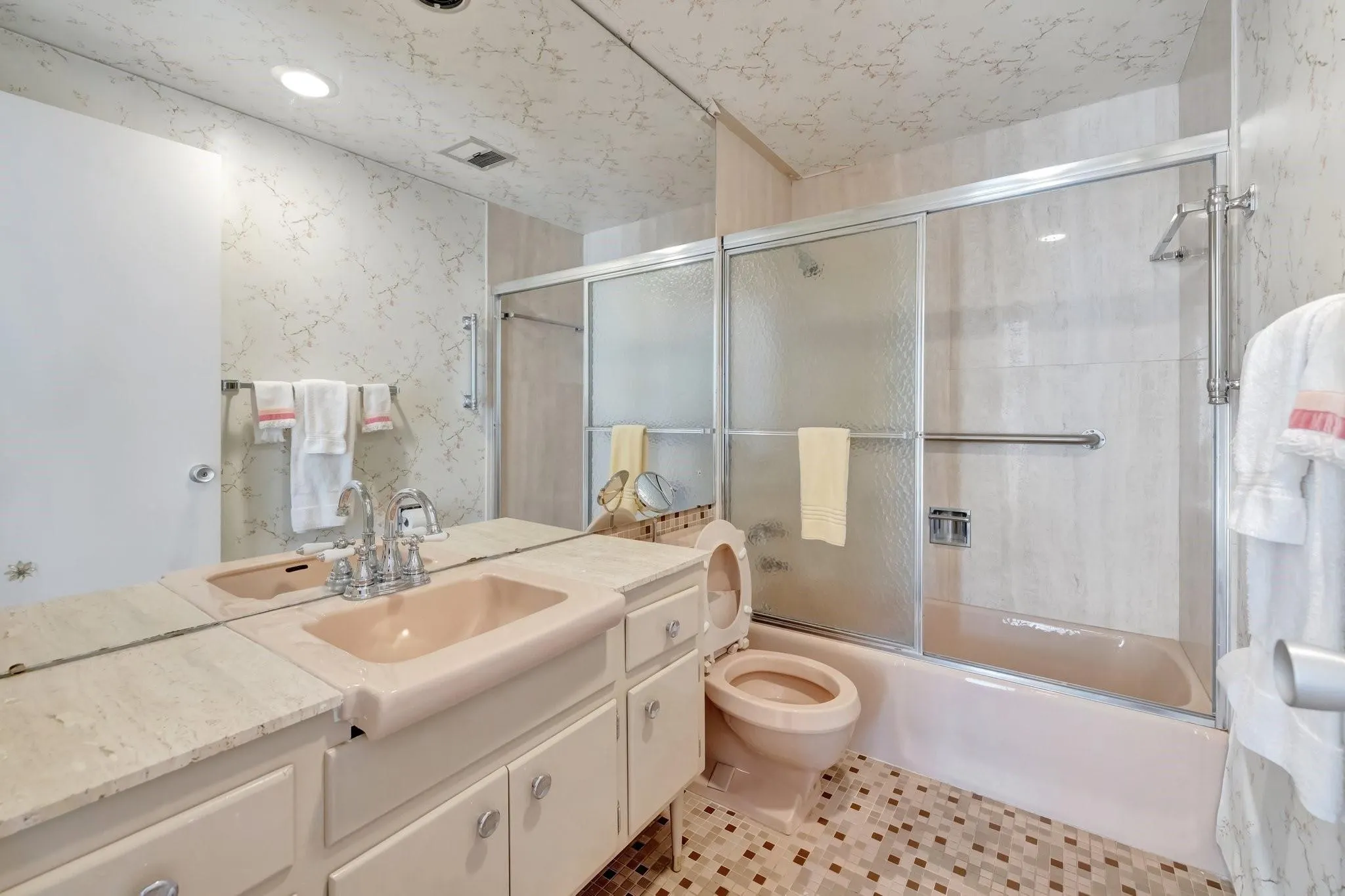 3300 NE 36th St, #609