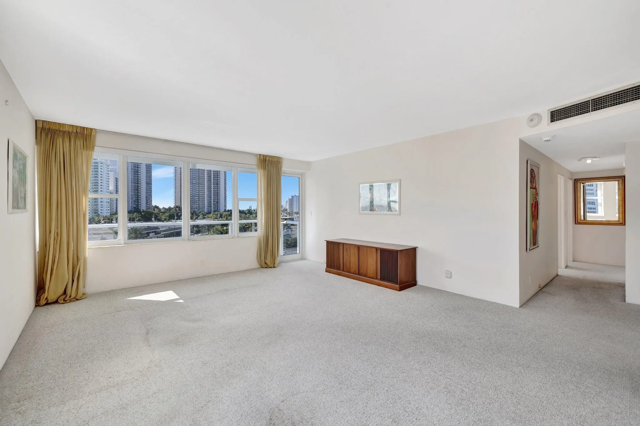 3300 NE 36th St, #609