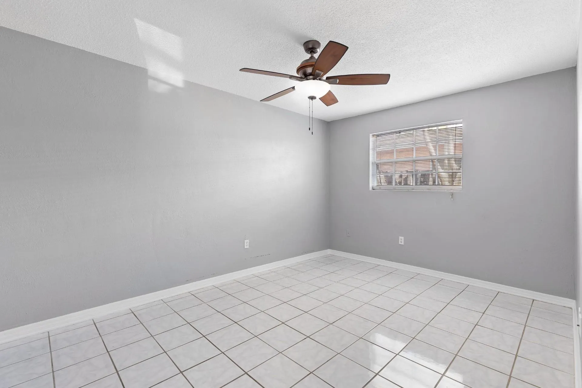 821 Tequesta Street, #1