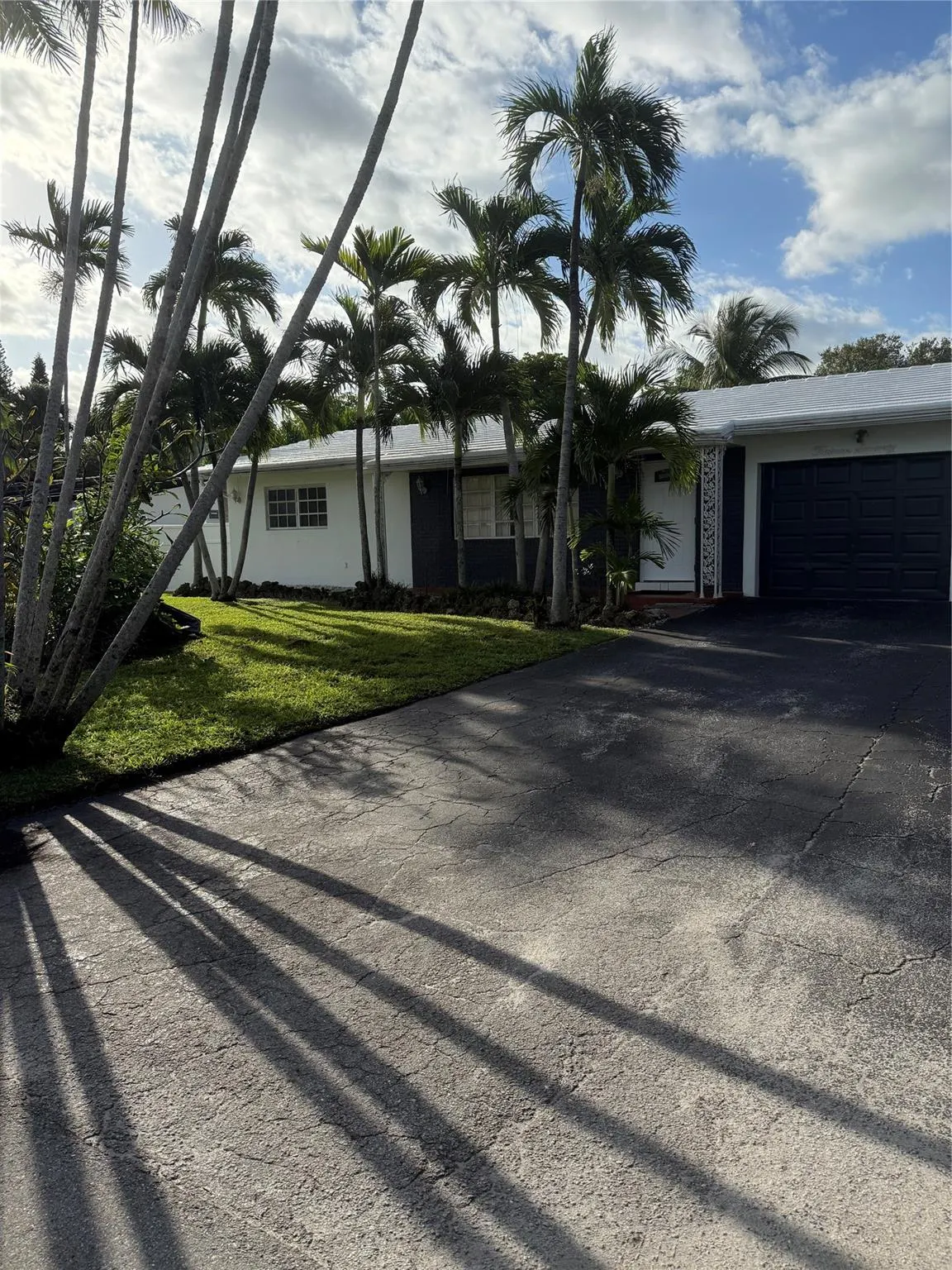 1370 SW 32nd St