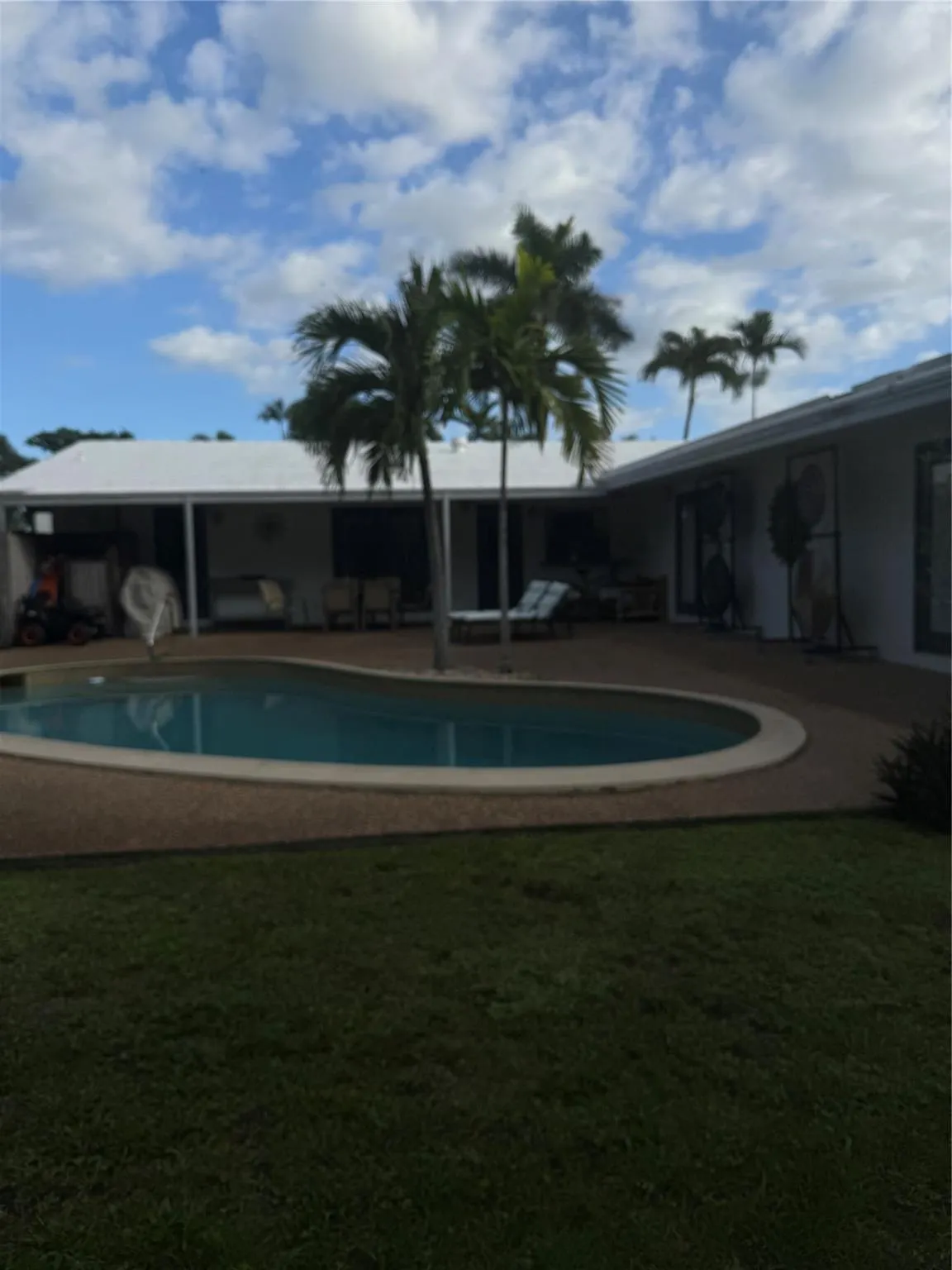 1370 SW 32nd St