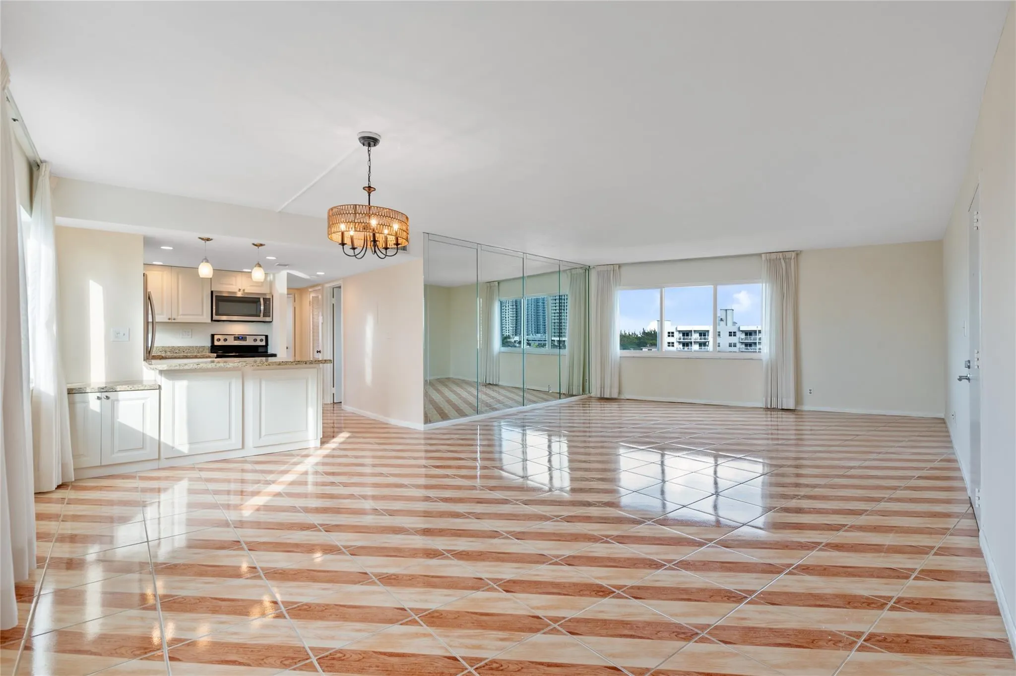 720 Bayshore Dr, #701