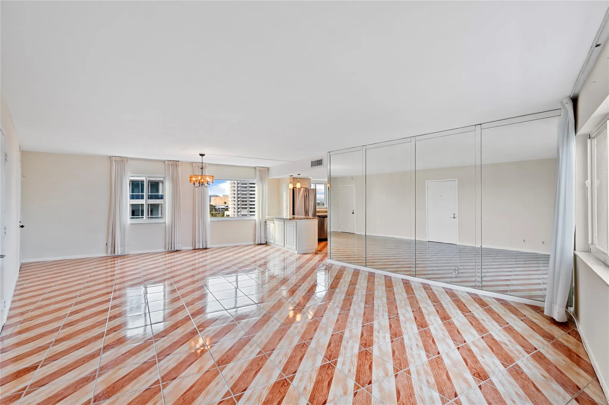 720 Bayshore Dr, #701